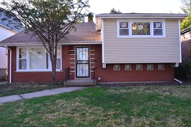 1st image of 9136 S Crandon Ave