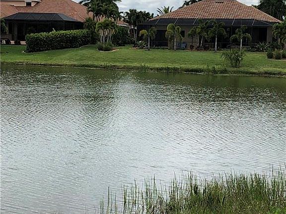 4th image of 5806 Harbour Cir