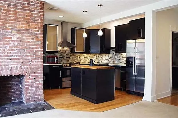5709 Elmer St #301 — Photo 7