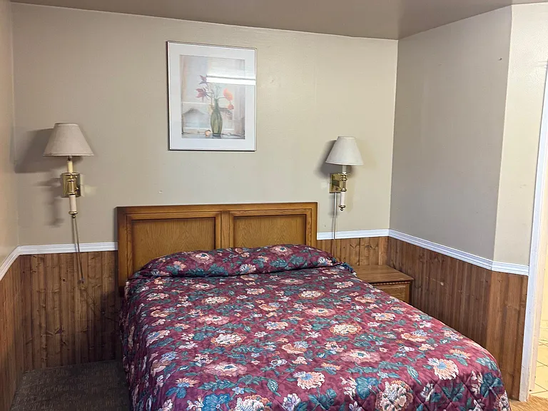 316 E Flaming Gorge Way #221 — Photo 3