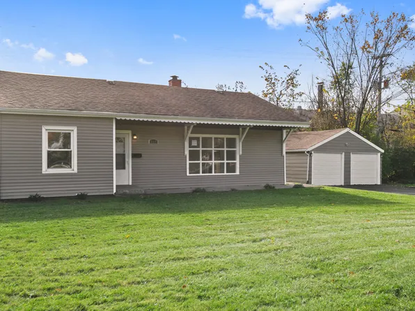3117 Lexington Dr, Hazel Crest, IL 60429