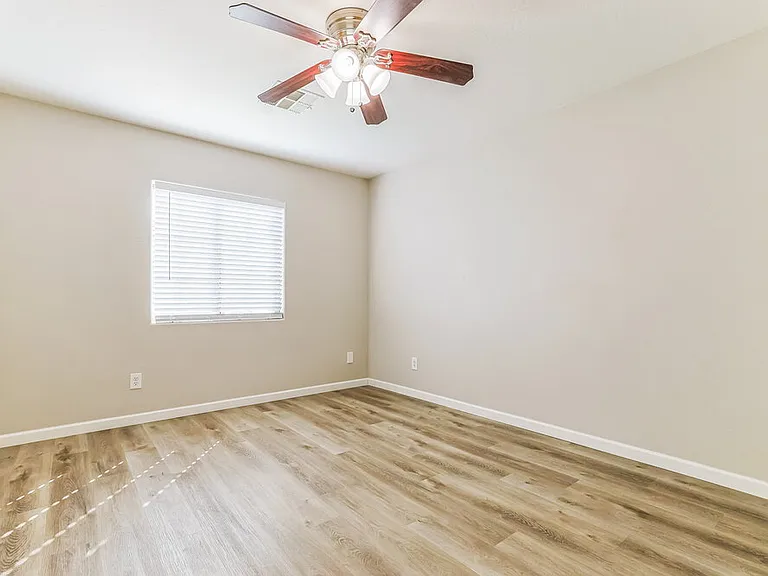 3809 E Santa Fe Ln — Photo 14