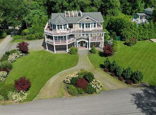 26 Starboard Ave, Jamestown, RI 02835