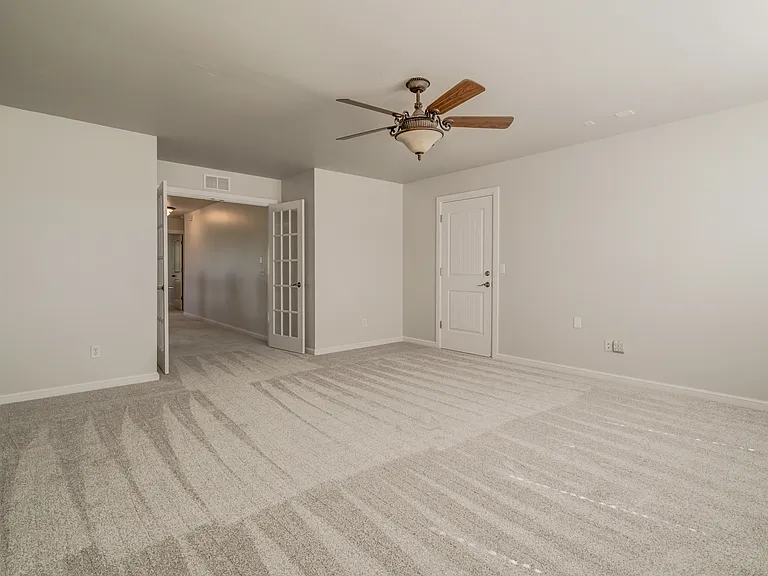 22525 Lindy Ter — Photo 83