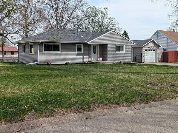 1386 Midland St, Syracuse, NE 68446