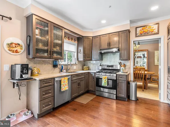 217 Wayside Dr, Warrington, PA 18976