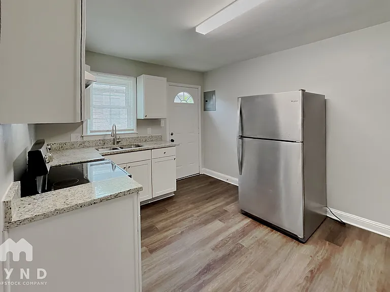 302 Jones St #302 — Photo 4