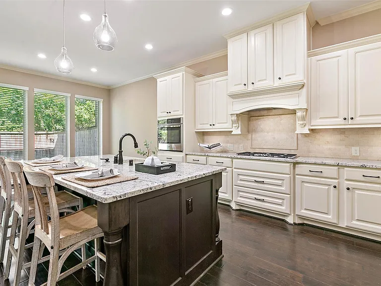 68 Daffodil Meadow Pl — Photo 12