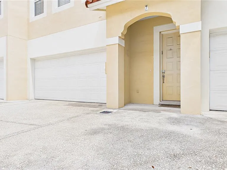 505 S Tampania Ave #7 — Photo 34