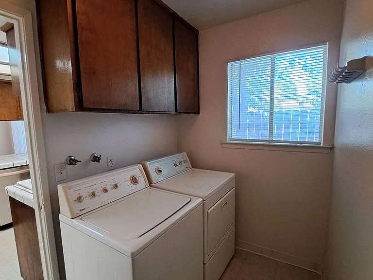 4779 N Cedar Ave #101 — Photo 16