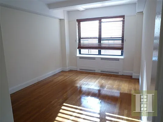 Rented by Halstead Real Estate | media 4