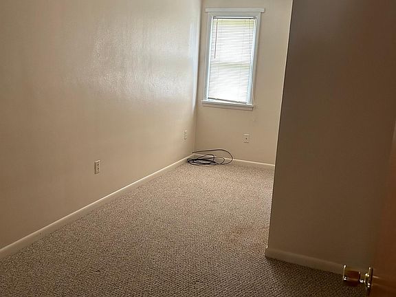 5th image of 4921 S Dixie Hwy Suite A