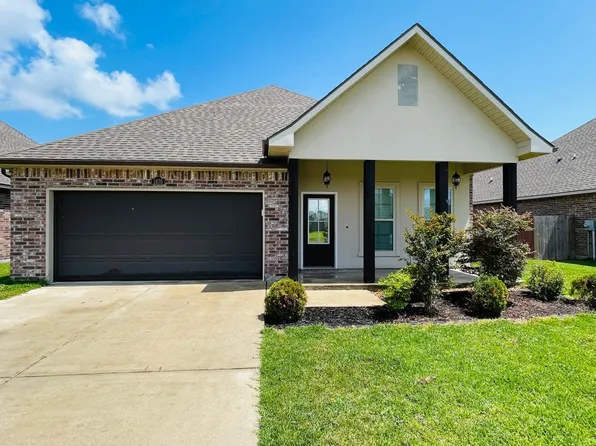 1878 Poeyfarre Dr, Lake Charles, LA 70611