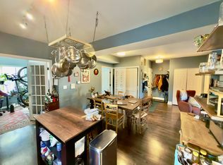 2544 W George St #1, Chicago, IL 60618