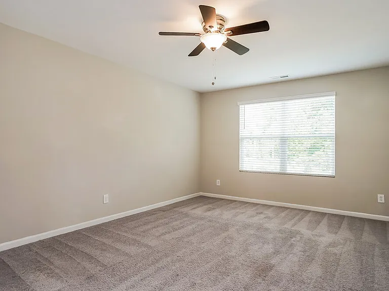 544 Landing View Dr — Photo 10