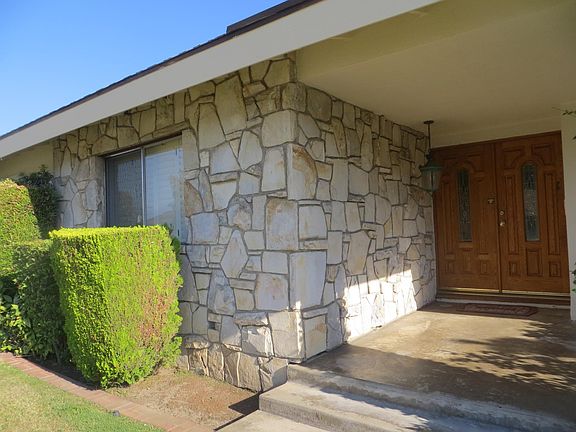 5th image of 2824 E Rosemary Dr