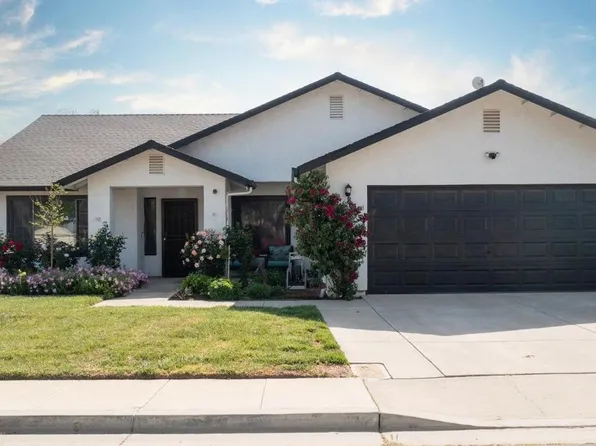 535 Saddleback St, Coalinga, CA 93210