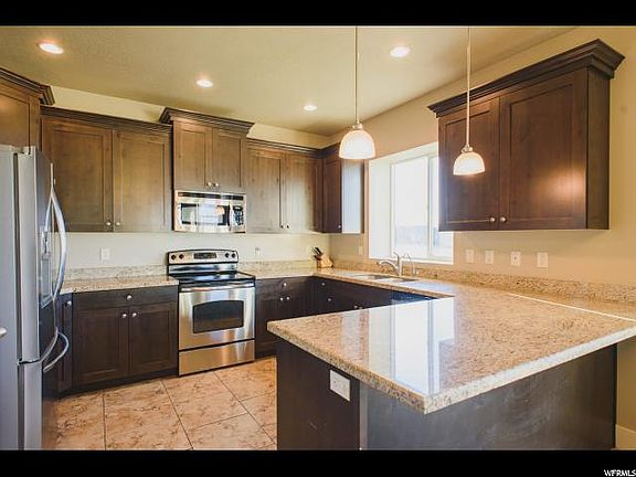 3rd image of 5652 W Evening Dr