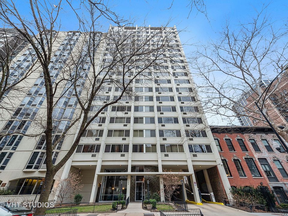1st image of 1344 N Dearborn Pkwy #10A