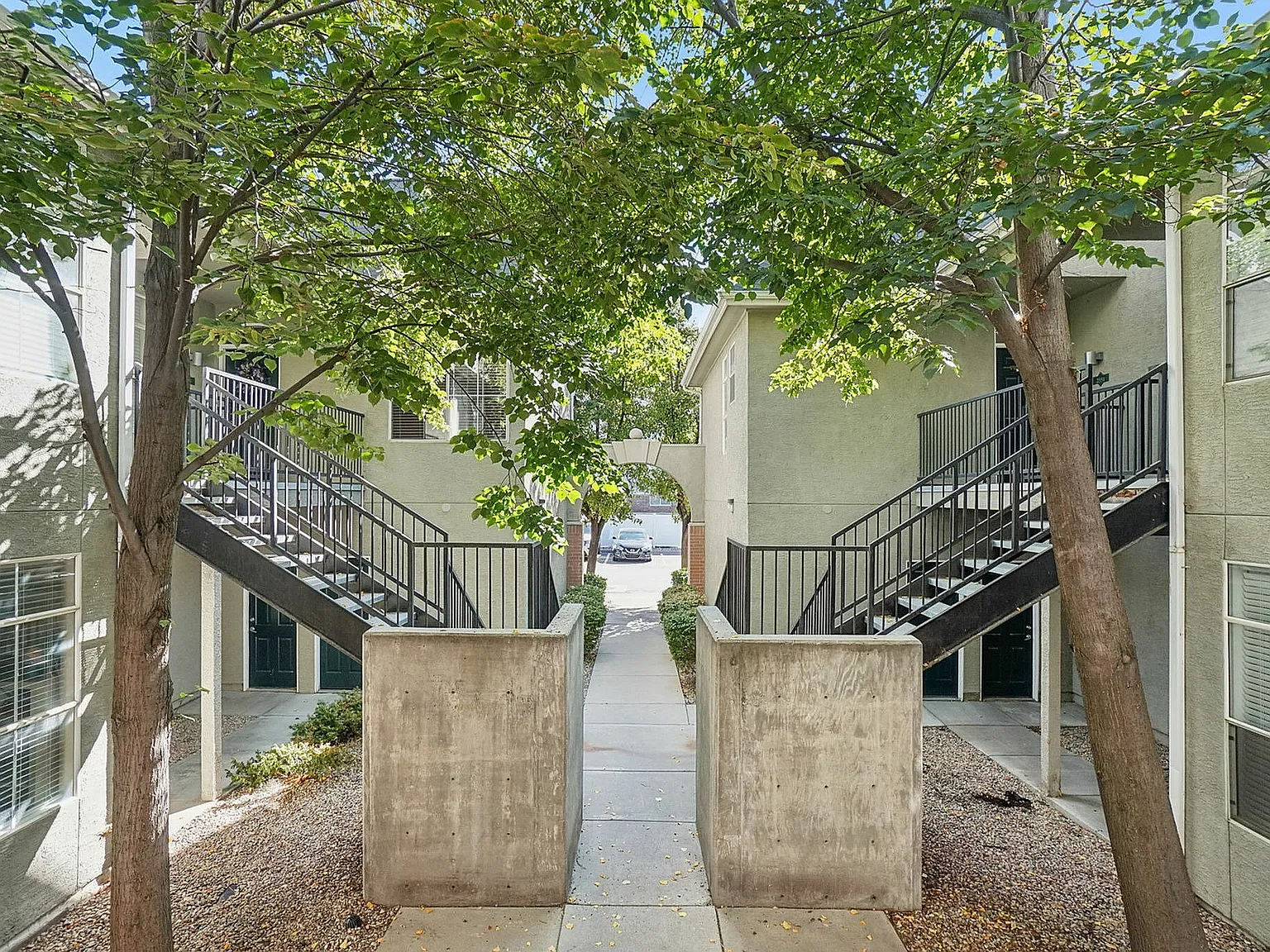 Sterling Village Apartments — Photo 3