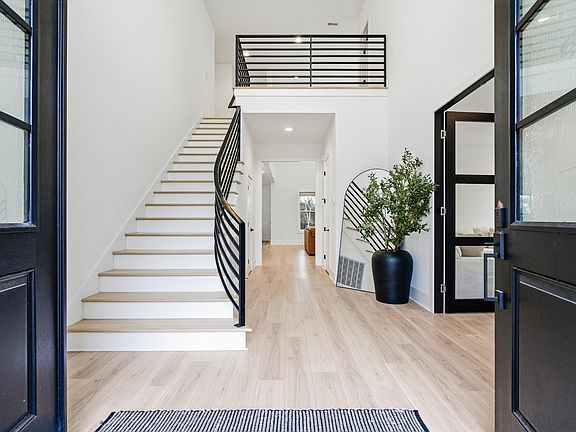 5th image of 2085 Kidd Rd