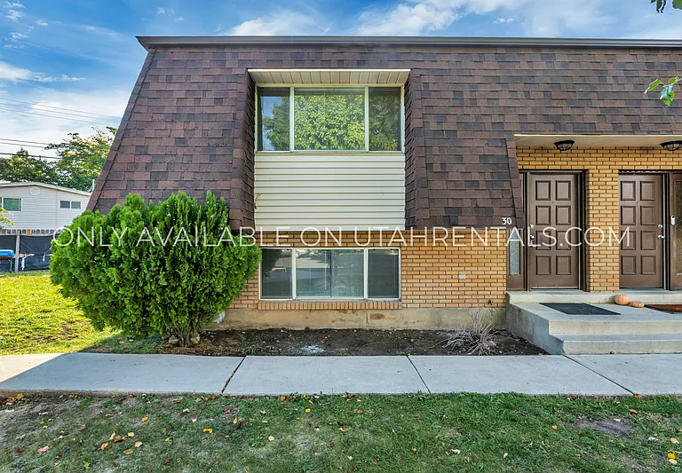 30 E 925 N — Photo 2