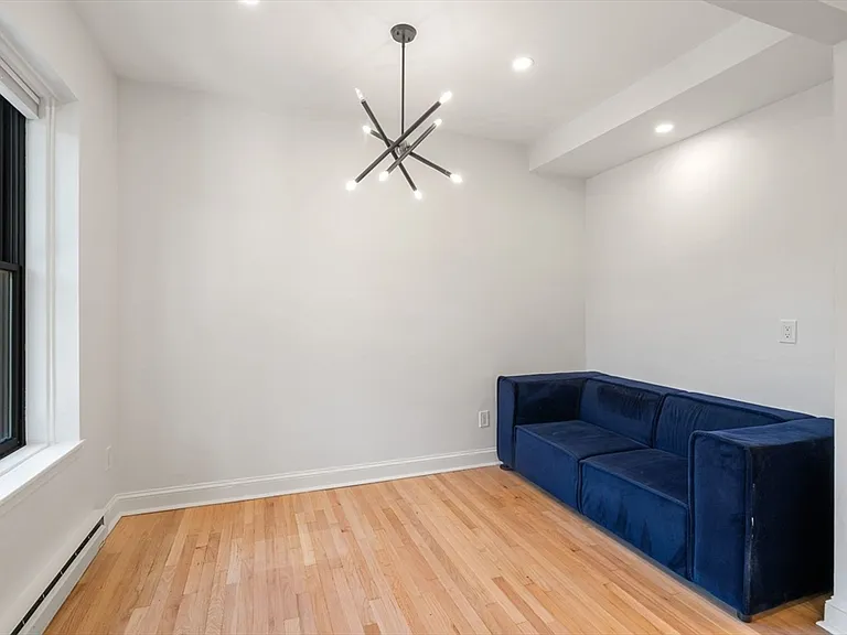 97 Waltham St #4 — Photo 4