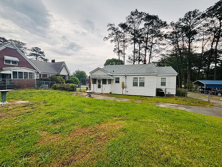 527 S Beltline Blvd — Photo 21