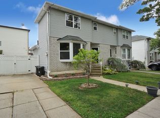184 Gurley Ave, Staten Island, NY 10308