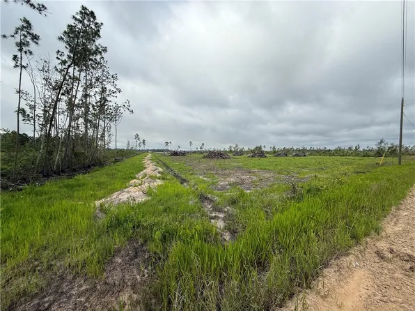 Road, Alma, GA 31510