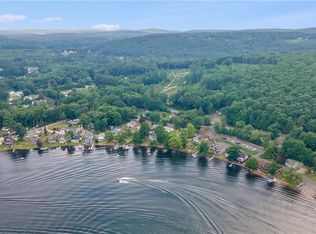 124 Stafford Rd, Ellington, CT 06029