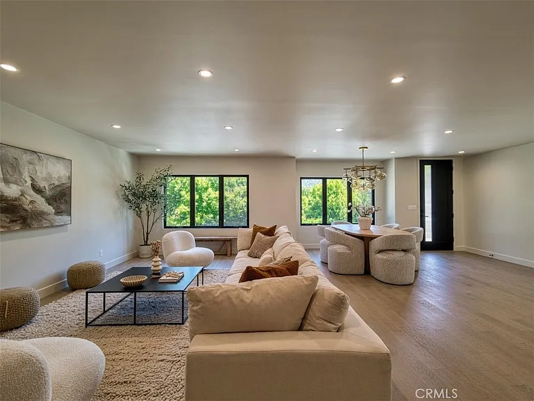 4819 Genesta — Photo 1