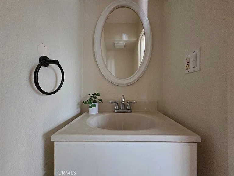 15317 Santa Gertrudes JJ101 #JJ101 — Photo 10