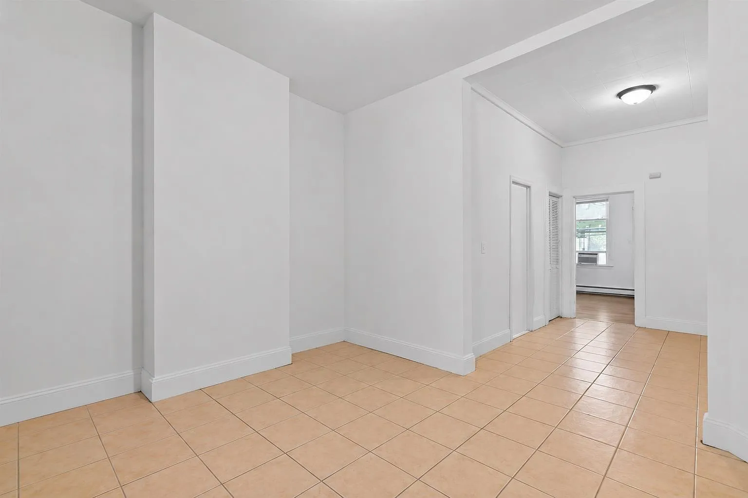2 bed, 1.0 bath, $2,650 — Photo 1