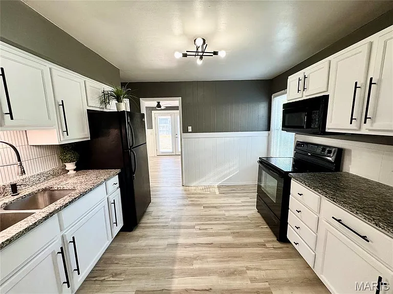312 Joy Dr — Photo 11
