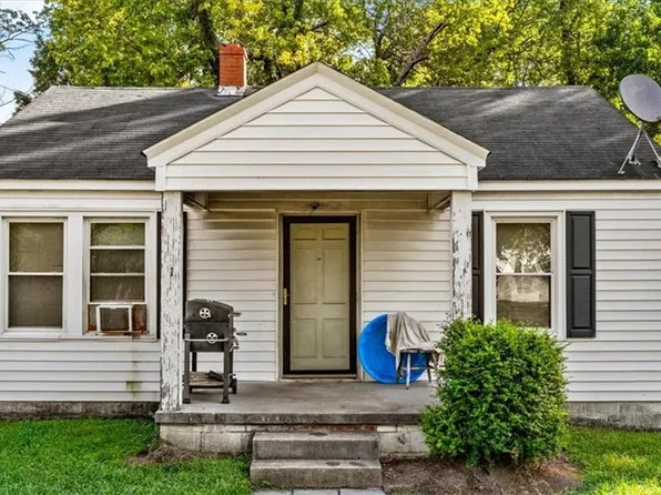1813 Willora St, Greensboro, NC 27406