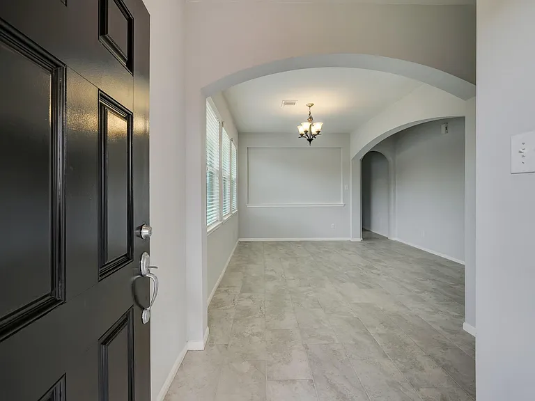 6302 Provident Green Dr — Photo 2