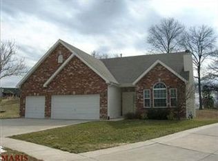 11700 Beaverton Dr, Bridgeton, MO 63044