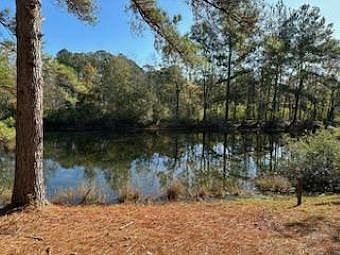 2nd image of 289 Hill Rd