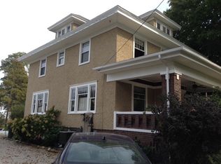 305 N Henson Rd, Villa Grove, IL 61956