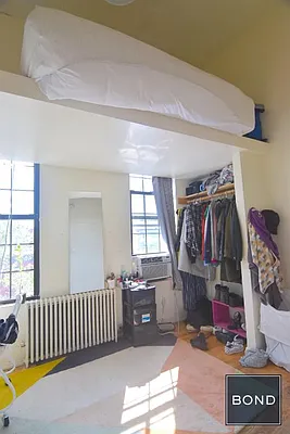 Rented by Bond New York | media 30