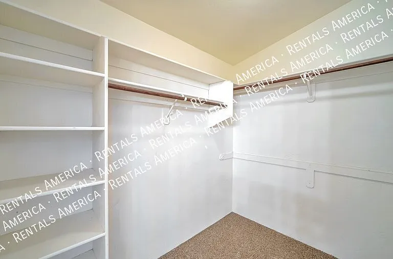 2252 W Silver River Way — Photo 11