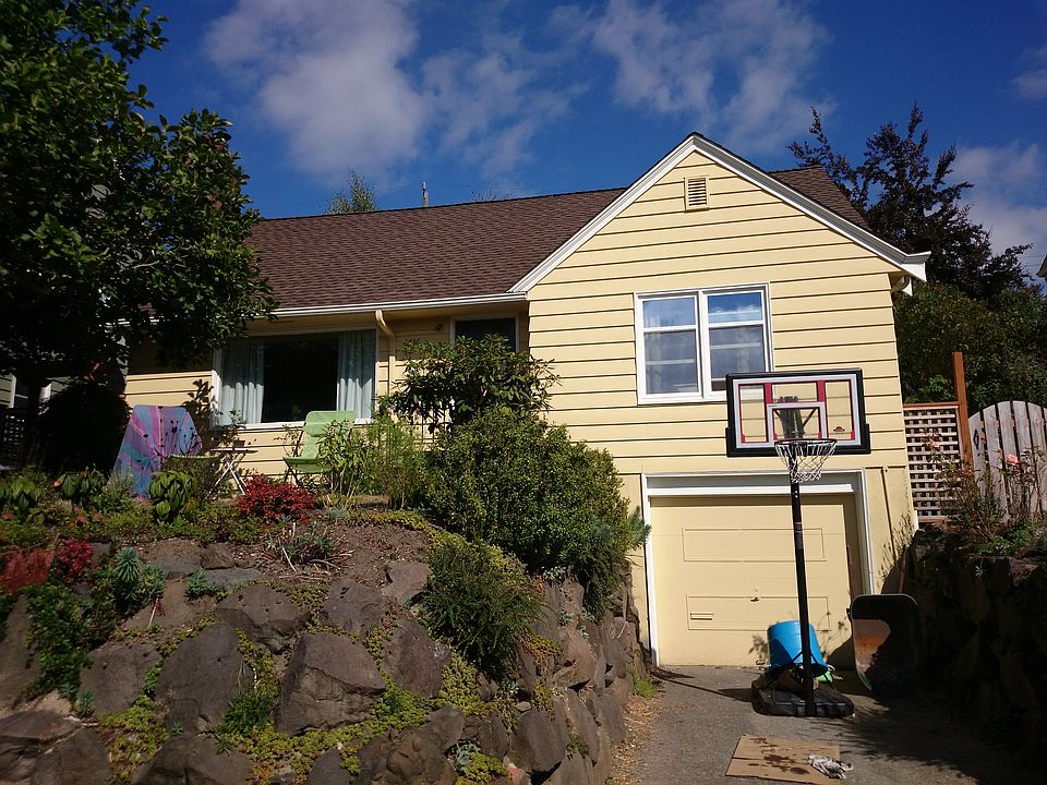 2nd image of 6516 28th Ave NE