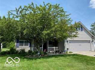 130 Hawthorn Dr, Pendleton, IN 46064