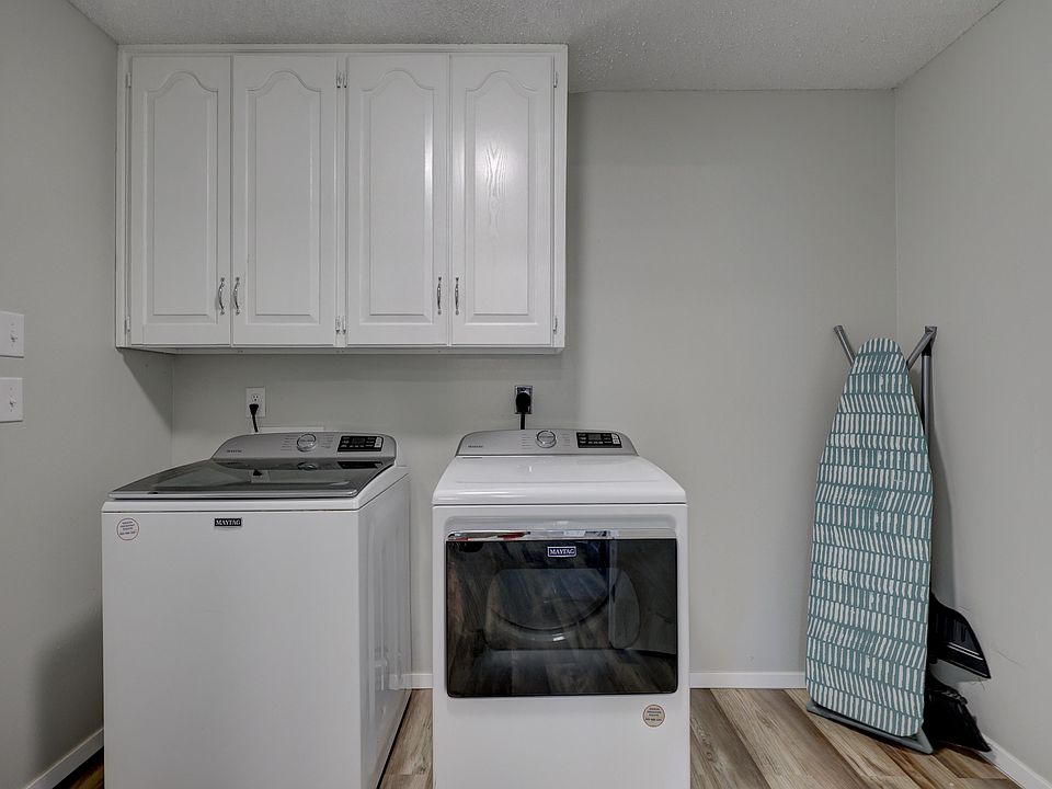 1st image of 1116 Roosevelt Ave