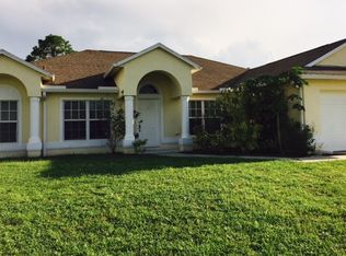 662 SW Paar Dr, Port Saint Lucie, FL 34953