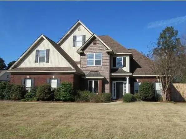 110 Woodford Dr, Millbrook, AL 36054