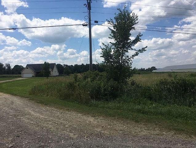 1st image of 17101 Maple Dr