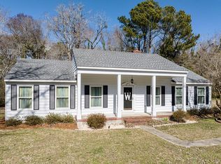 13 Hillcrest Dr, Onancock, VA 23417