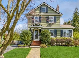 767 Carleton Rd, Westfield, NJ 07090